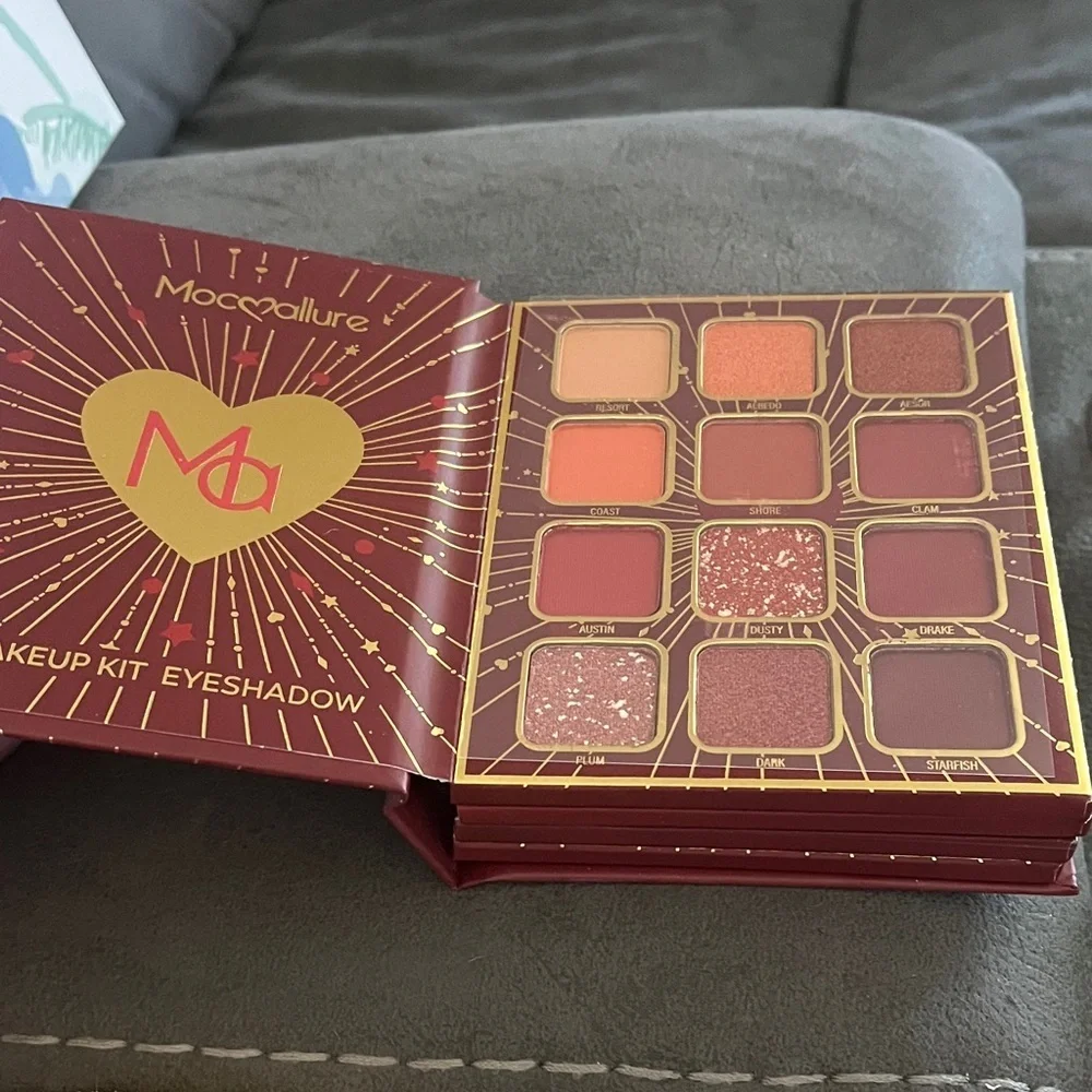 4-in-1 Palette Notebook - Red and Gold